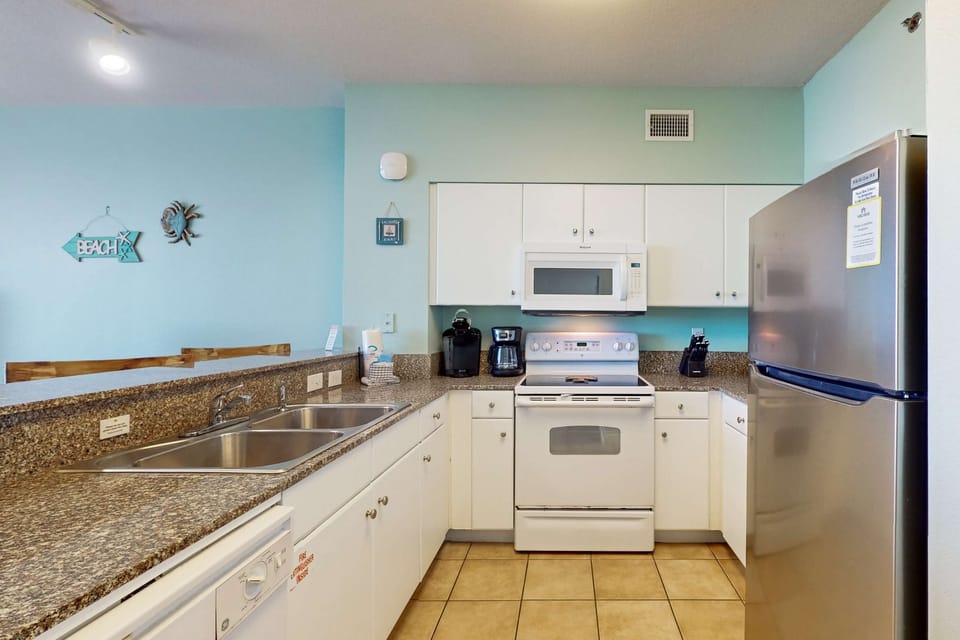 Full Kitchen