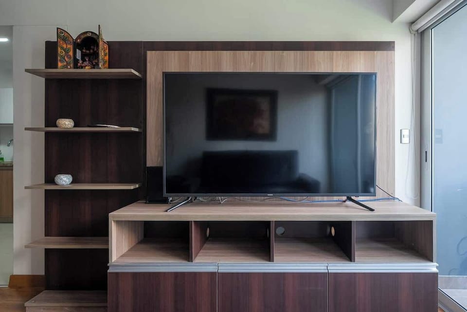 Living room - Sofa bed - TV with Disney Plus and Youtube