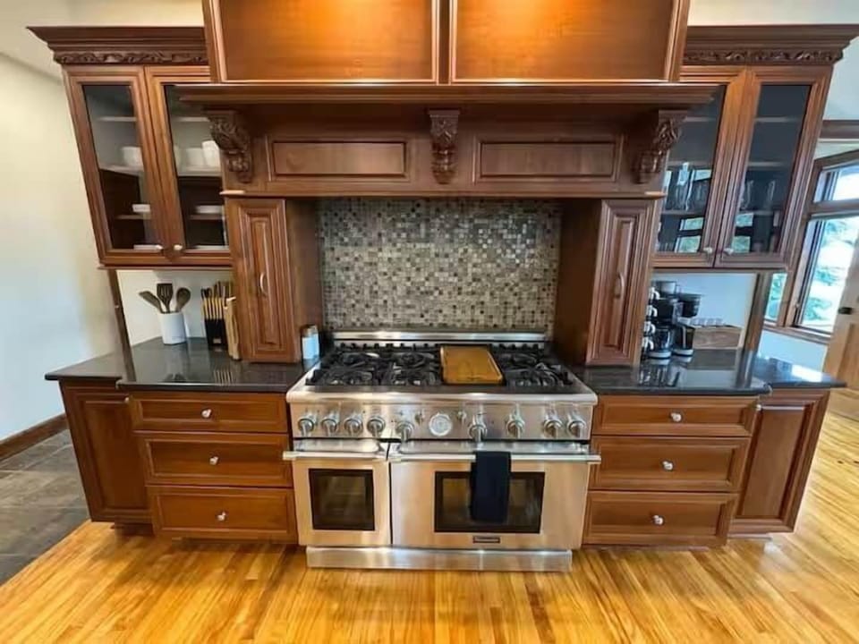 Kitchen 4