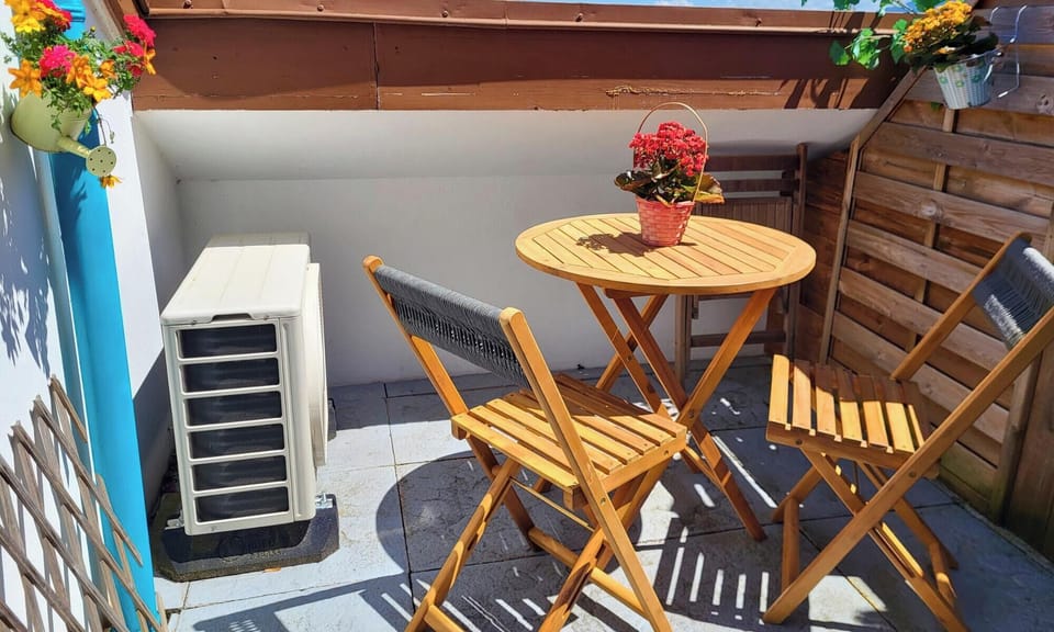 22_Studio 2 Balcony