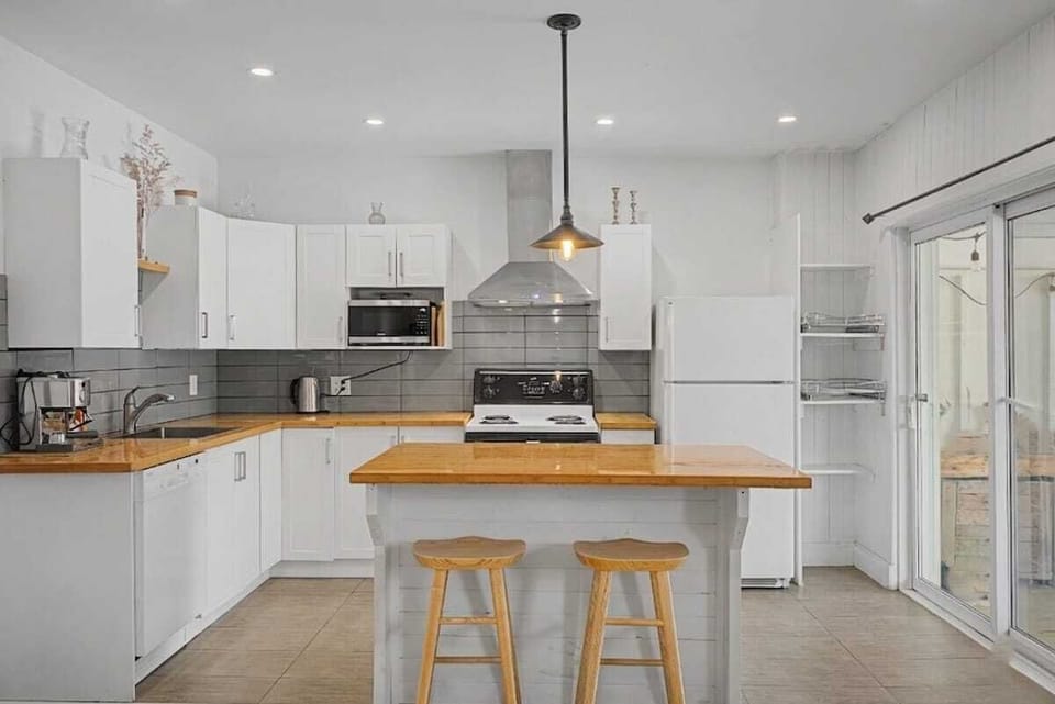 open kitchen with large island