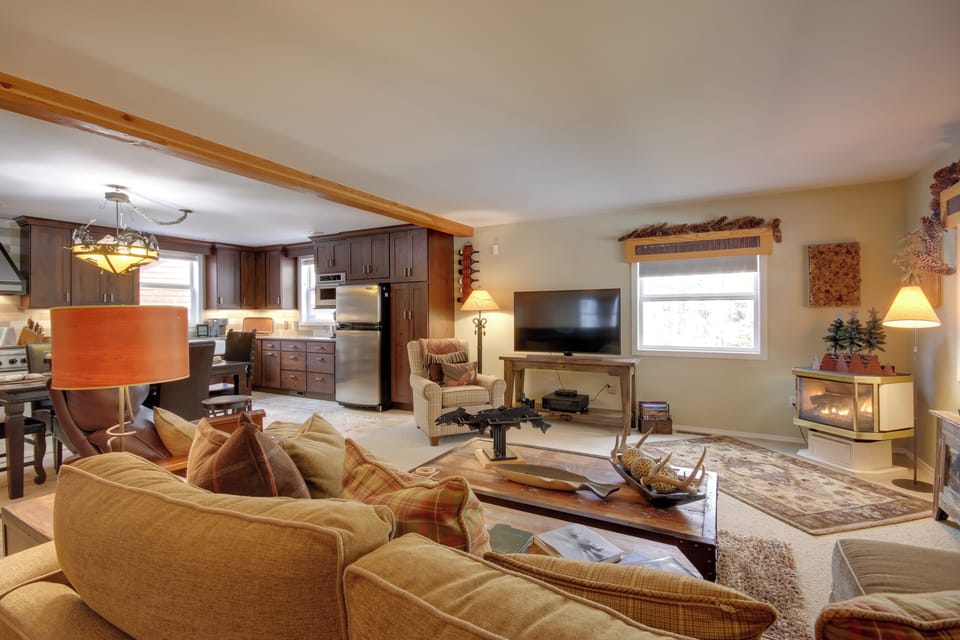 Main Living Area | 1st Floor