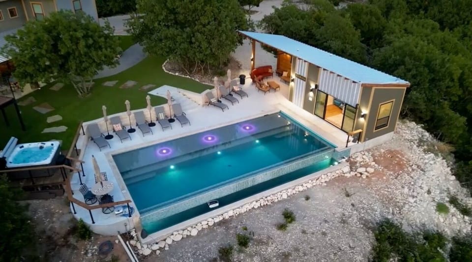 Overhead view of pool and pool house
