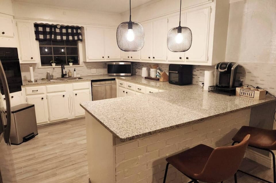 Kitchen has everything you need to feel right at home.