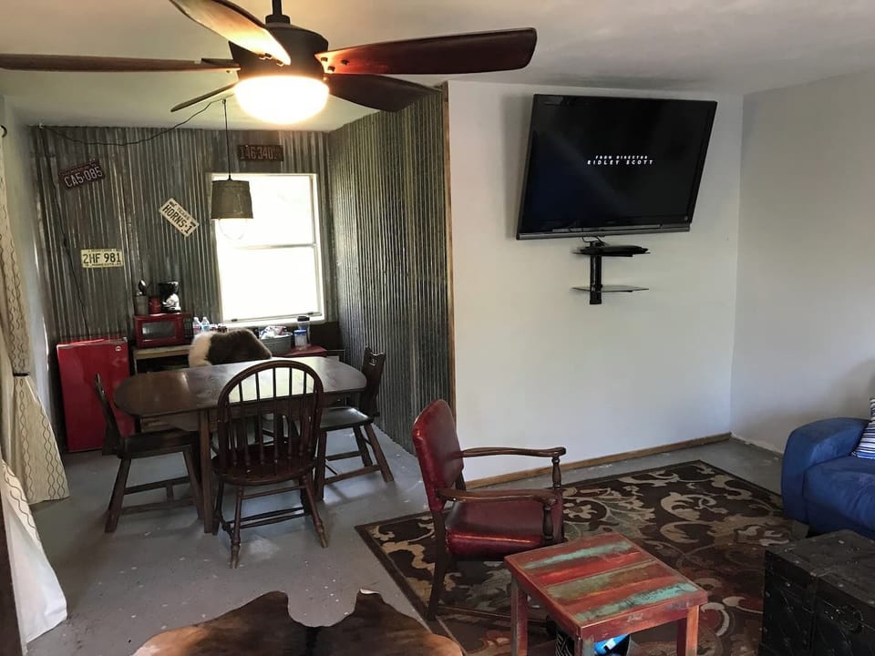 Flat screen TV that swivels 90 degrees so you can watch from bunkbeds