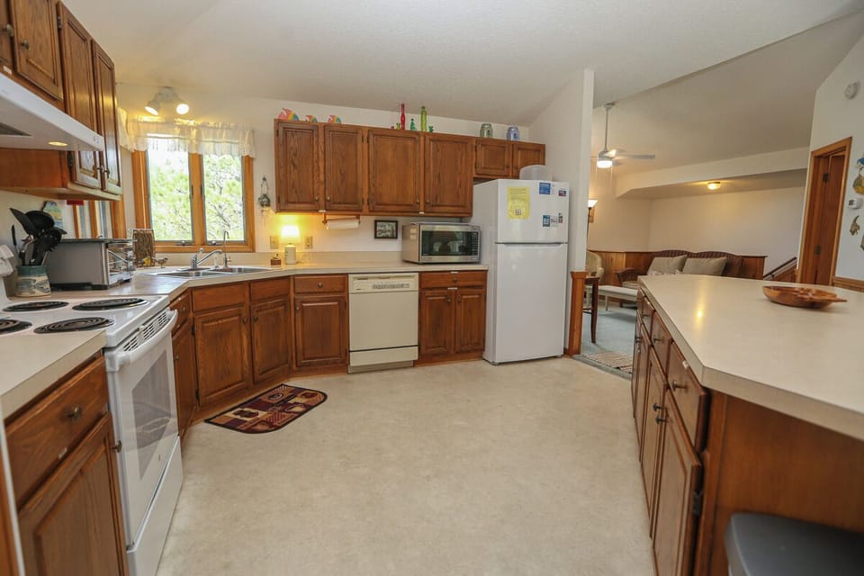 Kitchen 2022