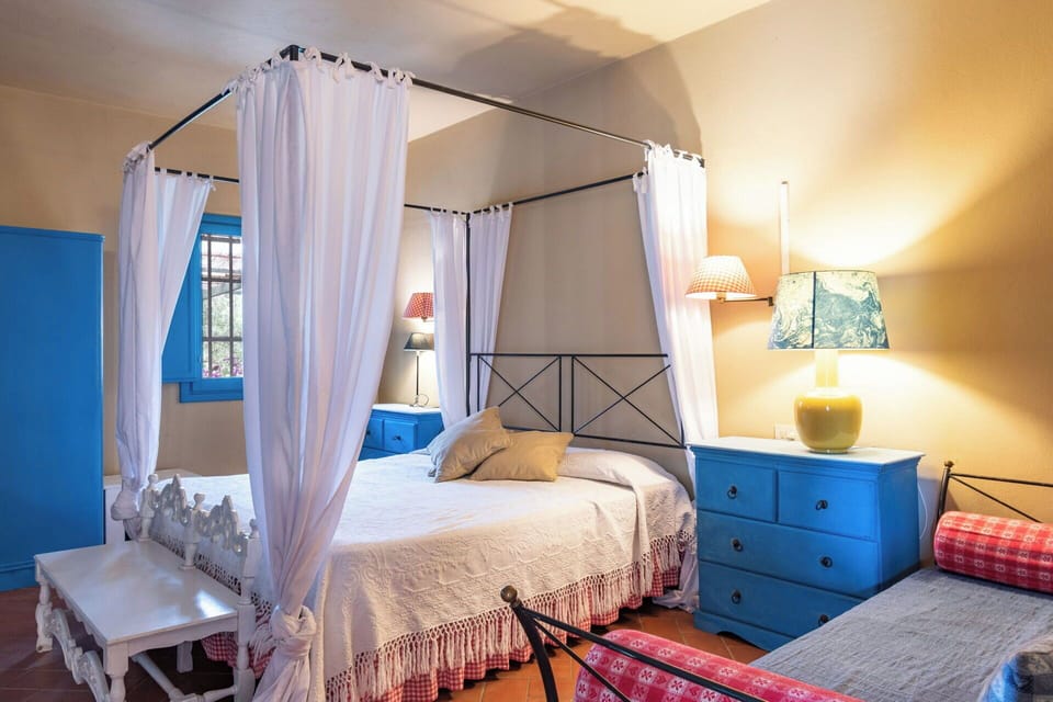 Autumn, Bedroom, Spring, Summer, Winter