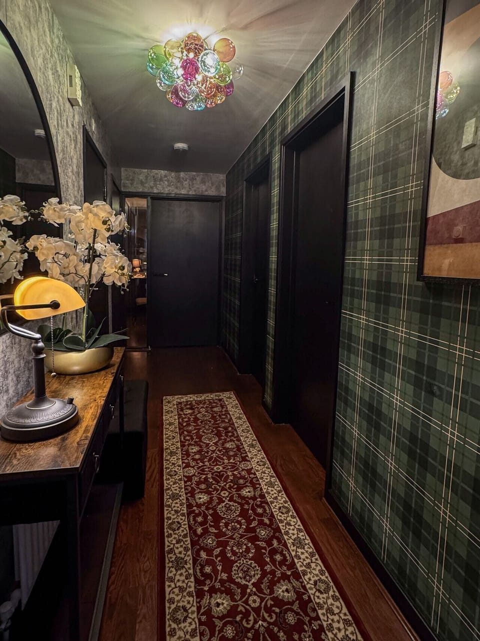 Elegant entrance hallway