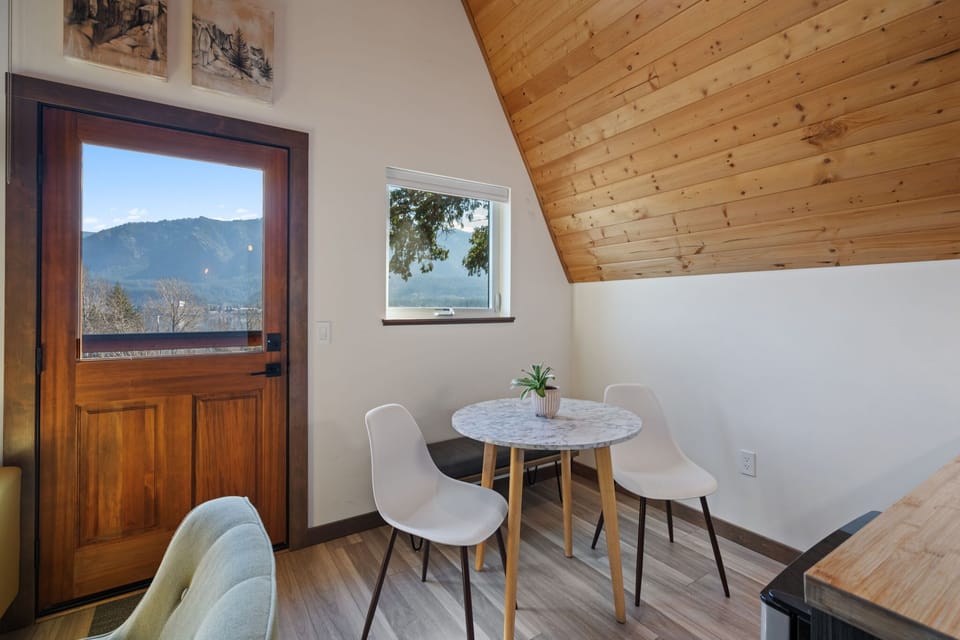 Eat, laugh, repeat! The dining space is where vacation vibes meet mealtime magic.