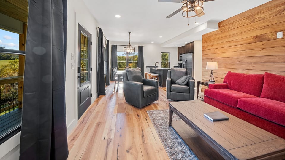 Main Level - Living Room