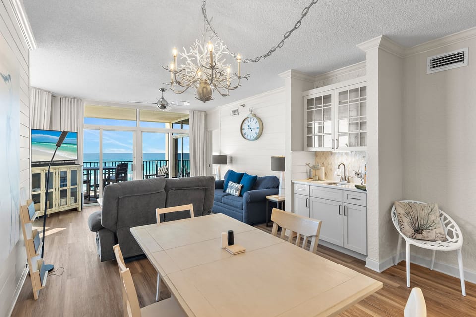 Gulf View Dining Table! 
