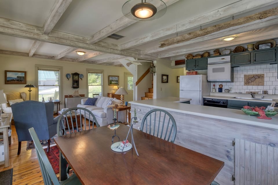 Dining and Kitchen 