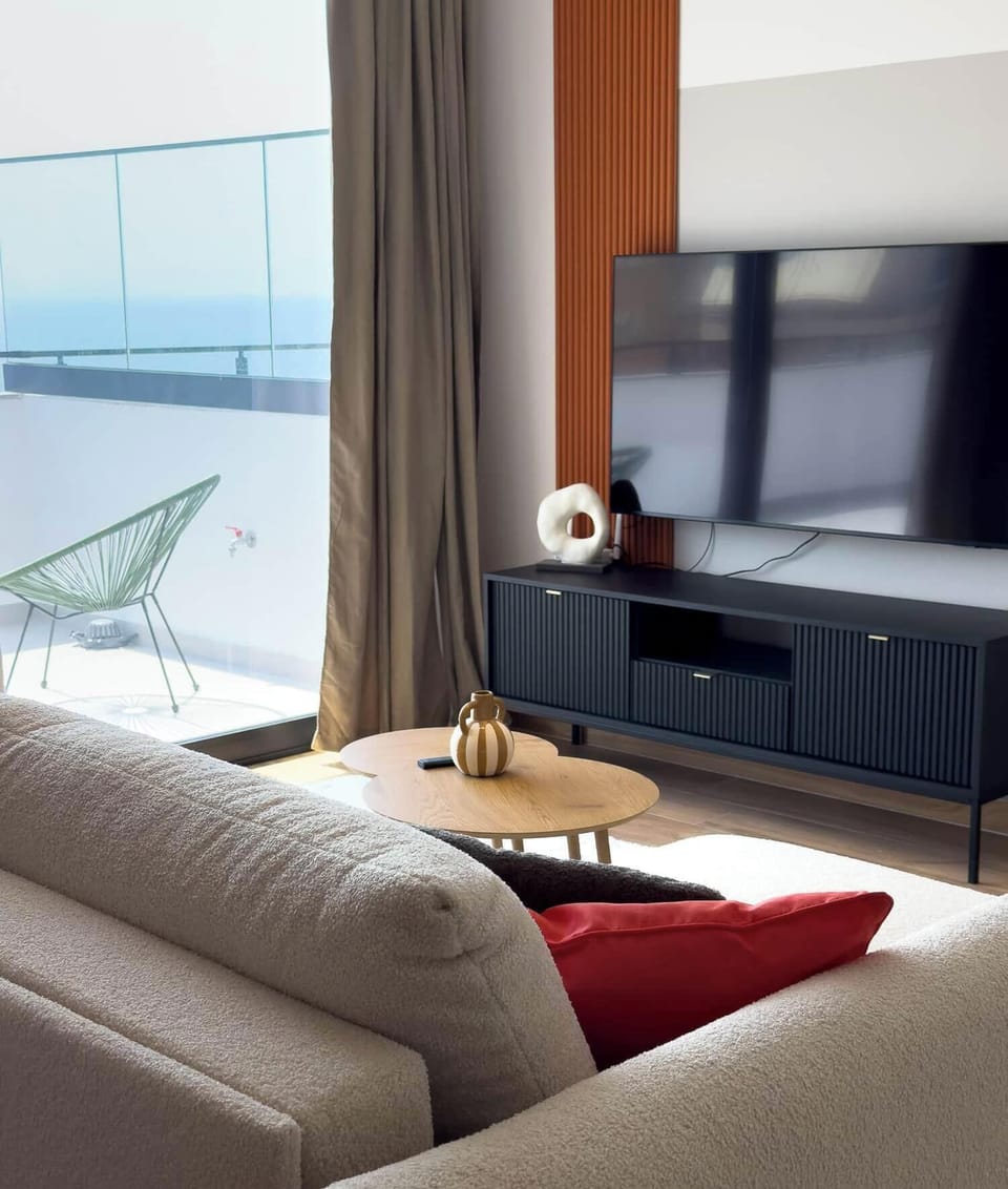 Living room , 55" TV Samsung