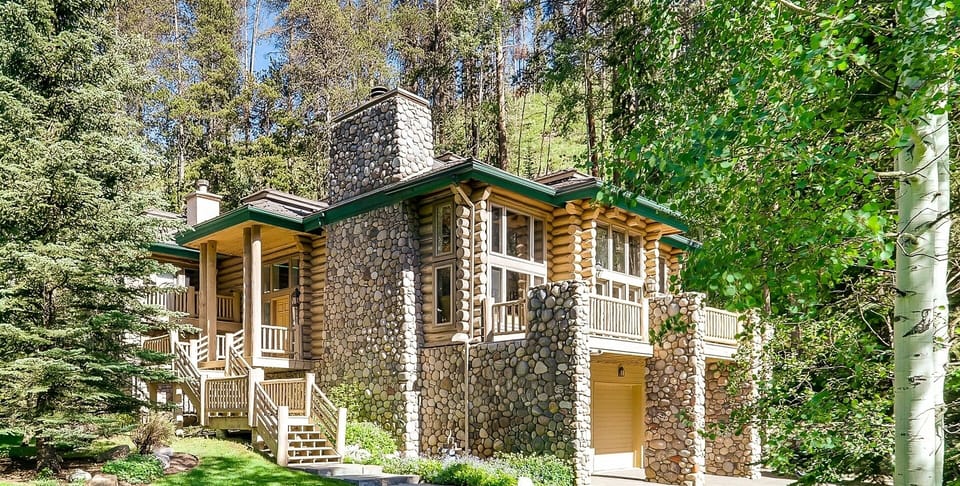 The Valley, Buffehr Creek, West Vail, by Vail Village Rentals