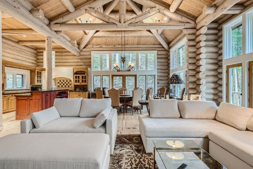 The Valley, Buffehr Creek, West Vail, by Vail Village Rentals