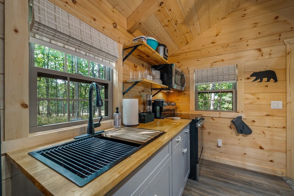 bear kitchen