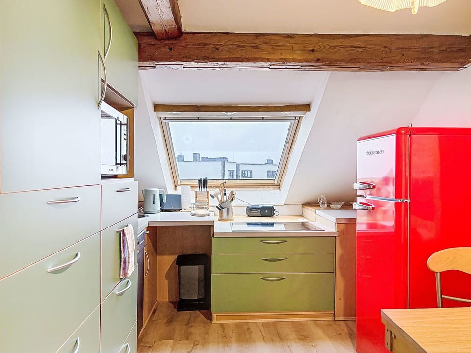 Kitchen, Kitchen Appliance, Furniture, Interior Design, Major Appliance, Flooring, Wood, Cabinetry, Countertop, Floor