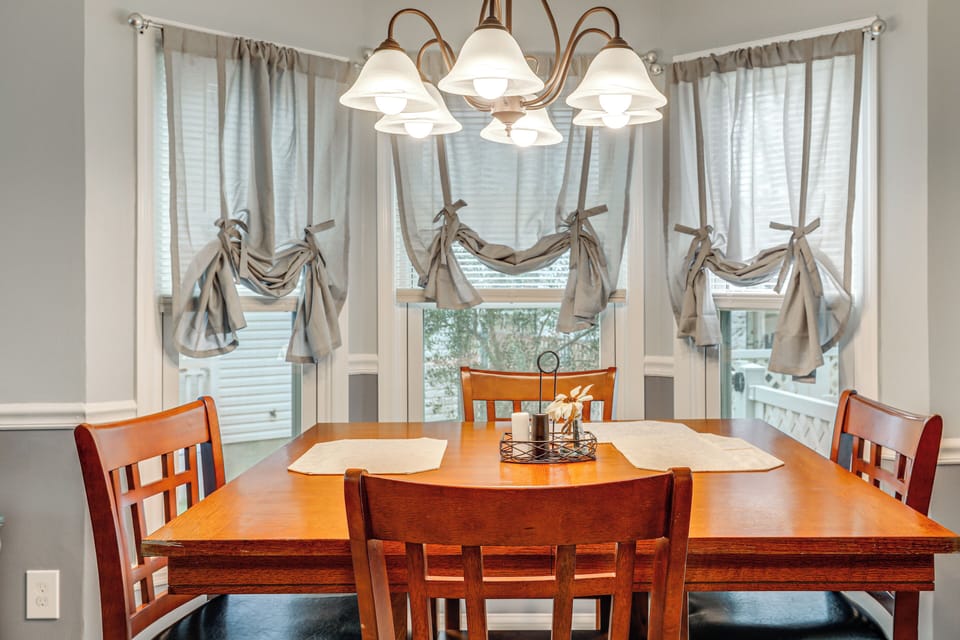 Dining Area | 1st Floor