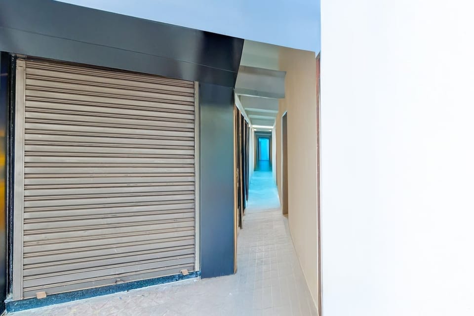 Entrance / Reception