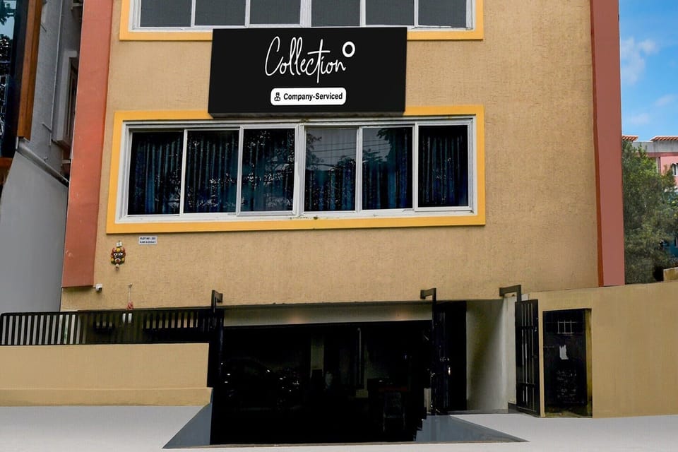 Entrance / Reception