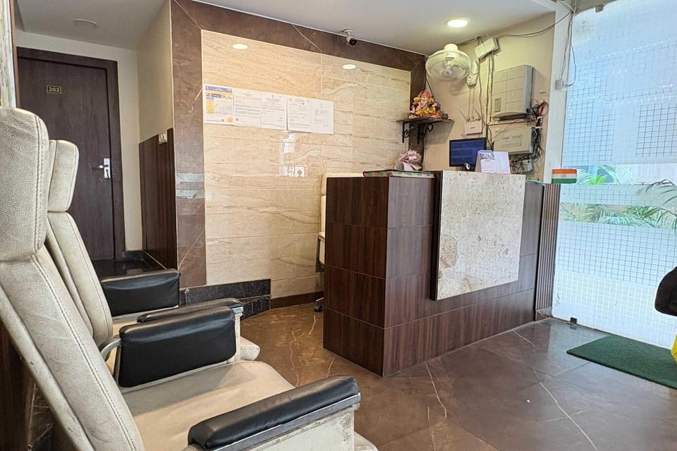 Entrance / Reception