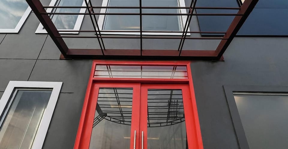 Entrance / Reception