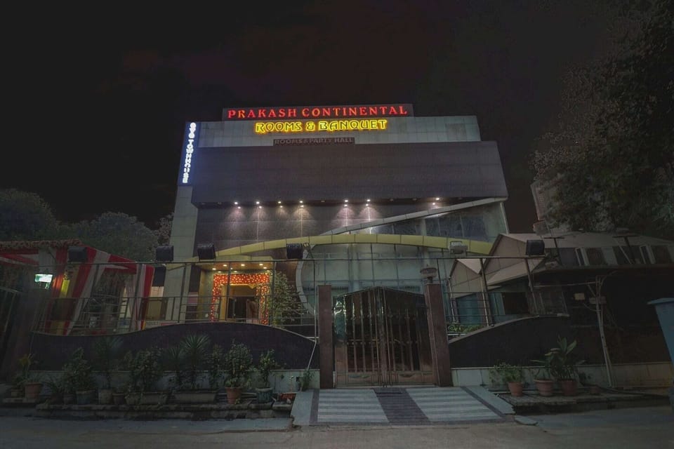 Entrance / Reception