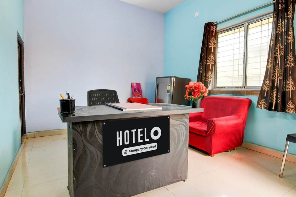 Entrance / Reception
