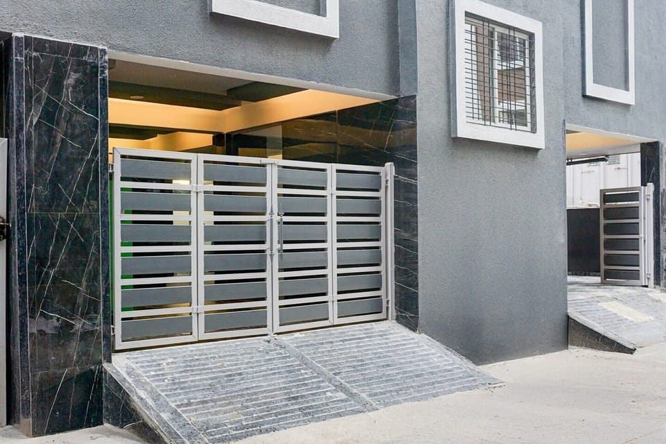 Entrance / Reception