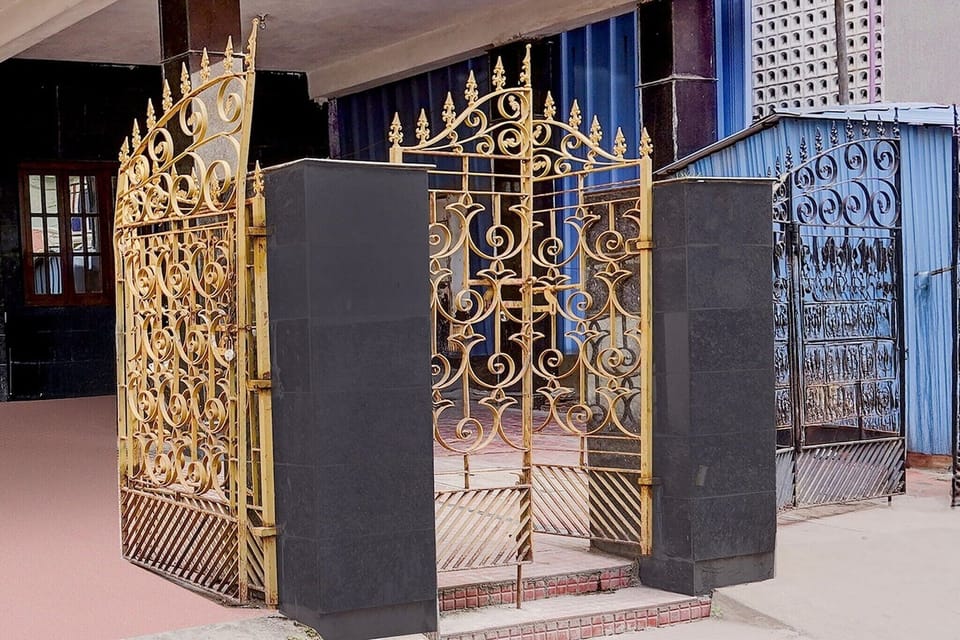Entrance / Reception