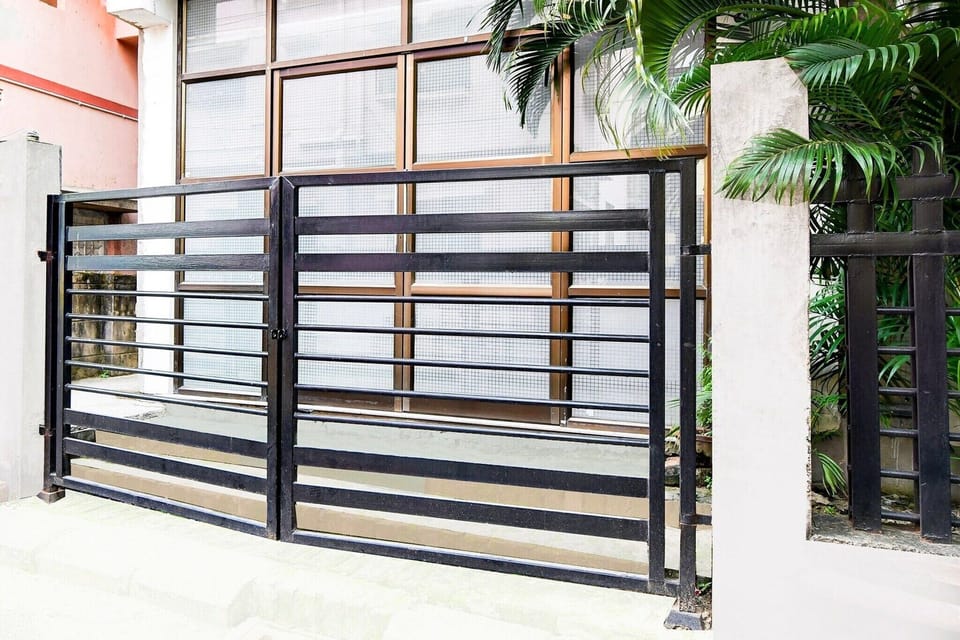 Entrance / Reception