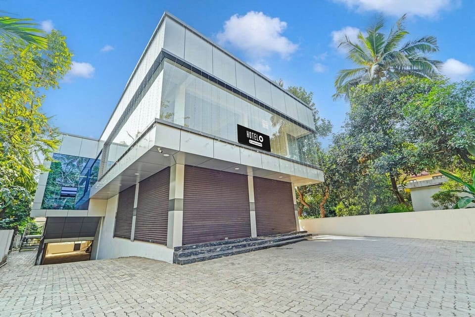 Holiday Home Exterior [summer]