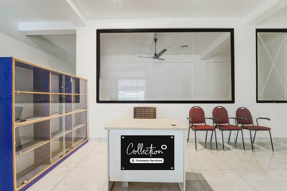 Entrance / Reception