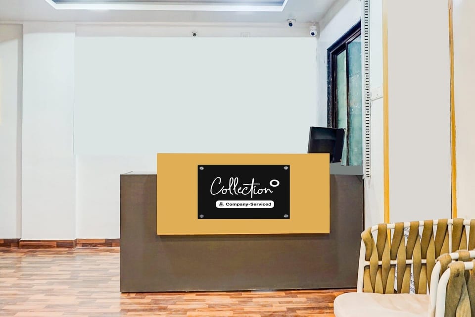 Entrance / Reception
