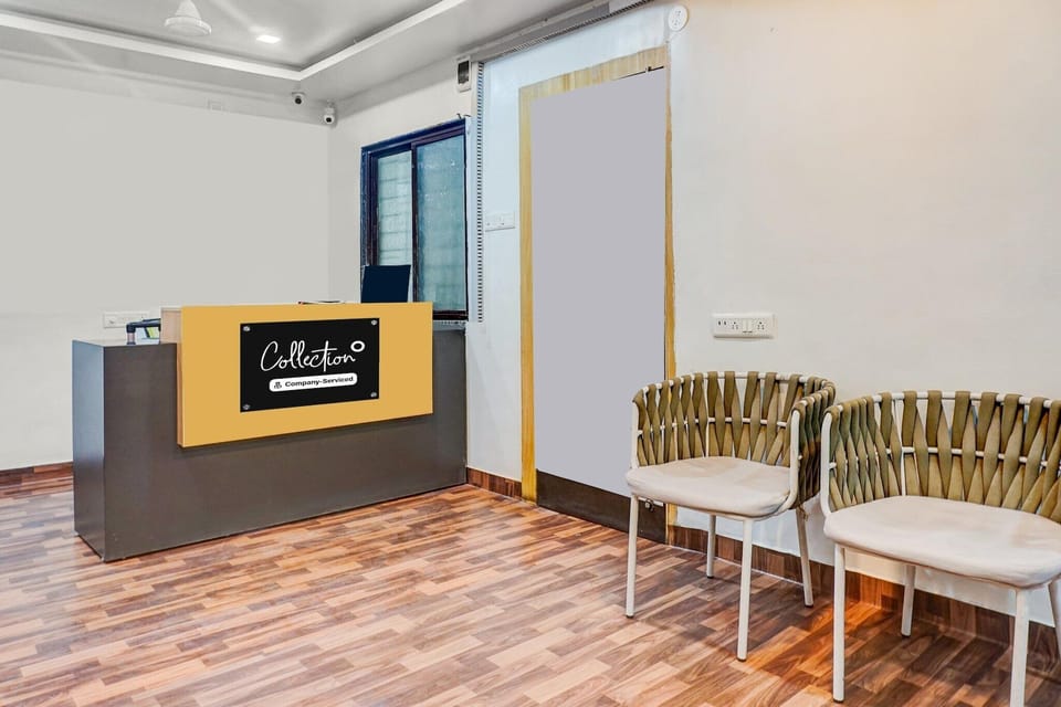 Entrance / Reception