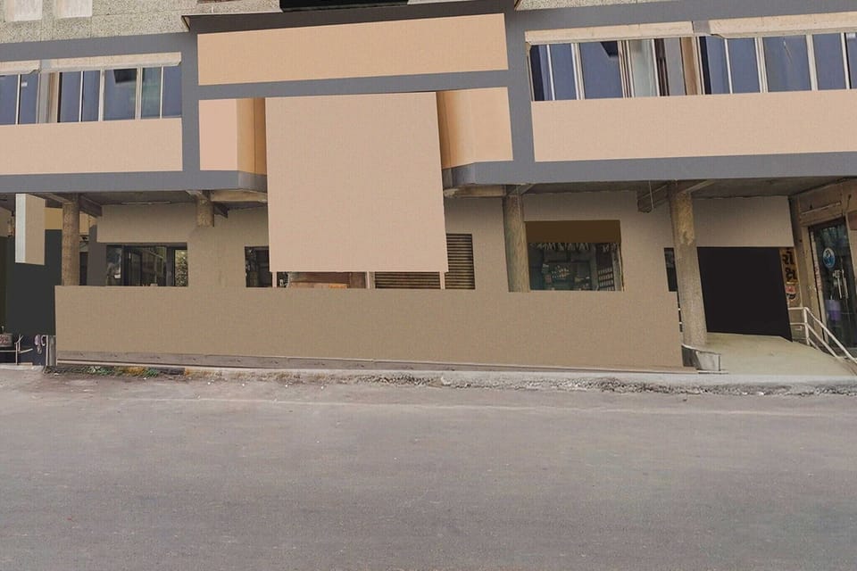 Entrance / Reception