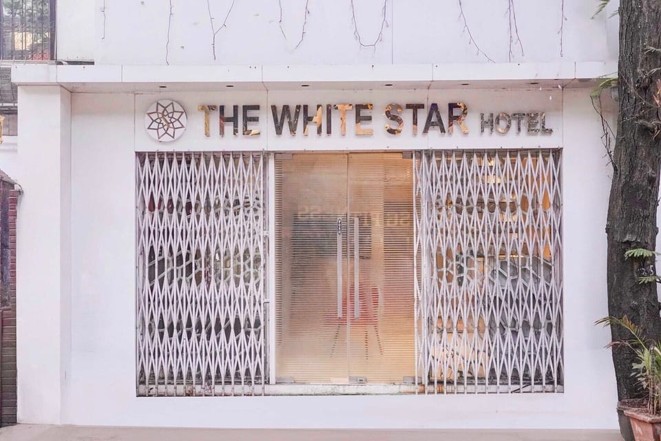 Entrance / Reception