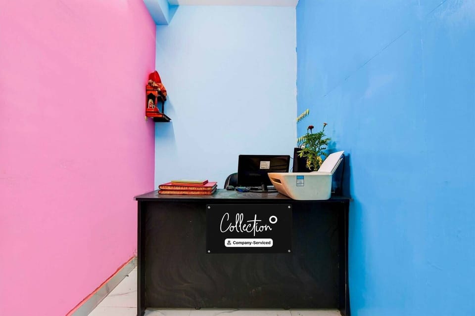 Entrance / Reception