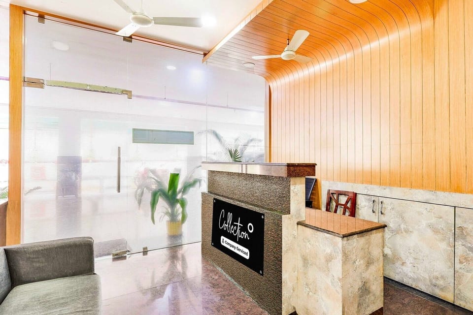 Entrance / Reception