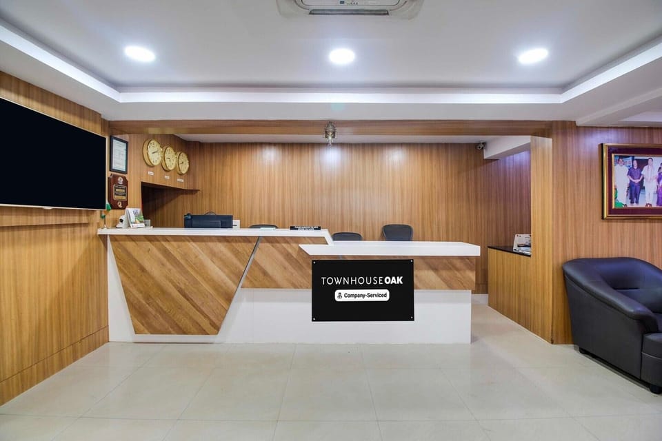 Entrance / Reception