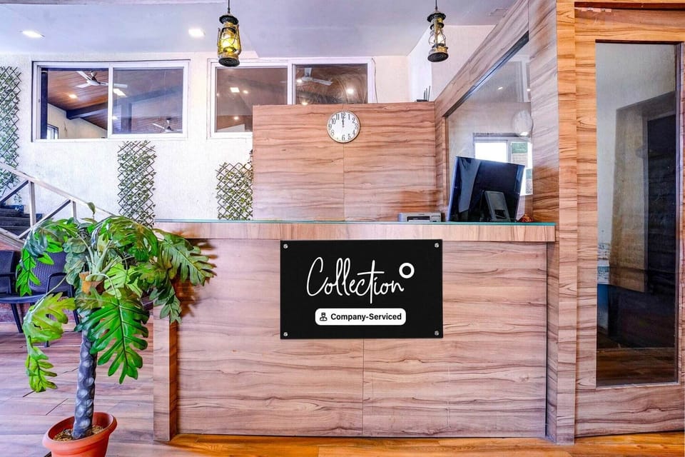 Entrance / Reception