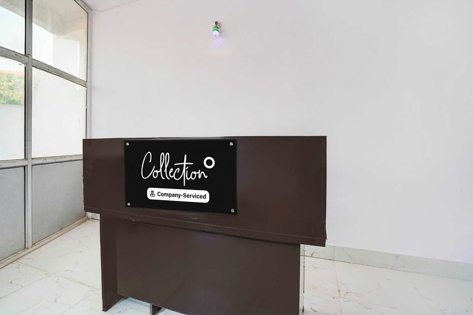 Entrance / Reception