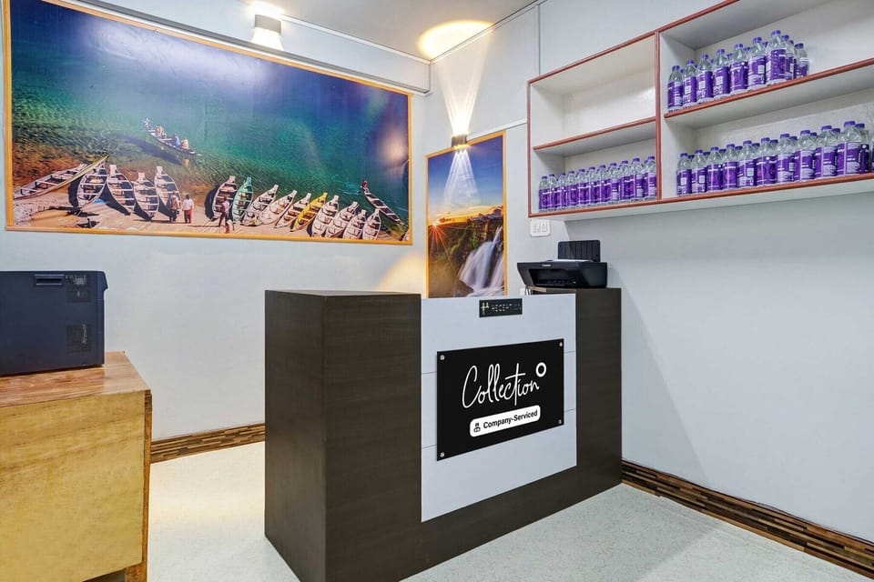Entrance / Reception