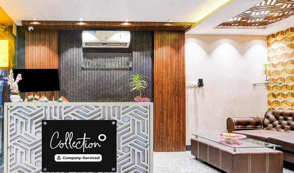 Entrance / Reception