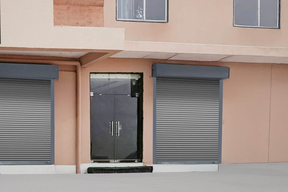 Entrance / Reception