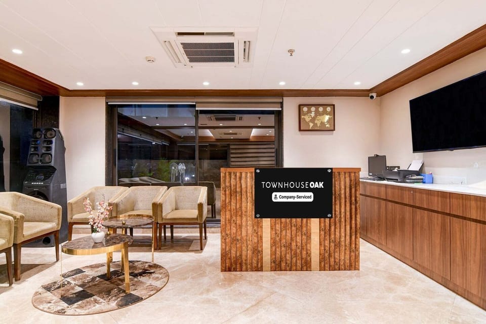 Entrance / Reception