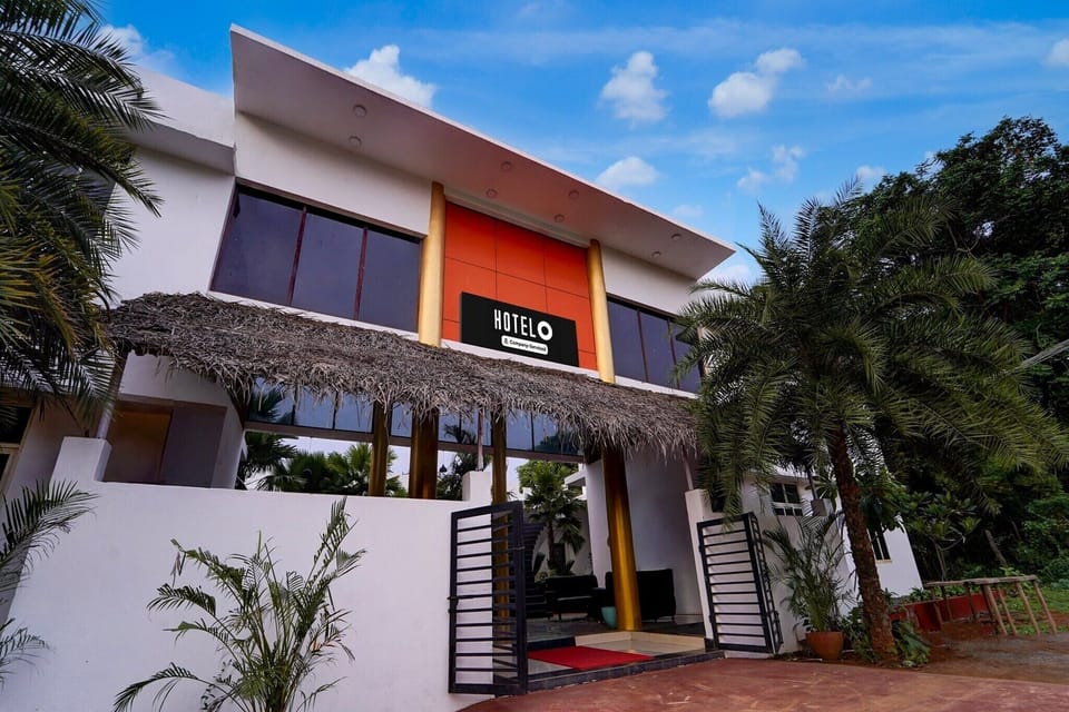Holiday Home Exterior [summer]