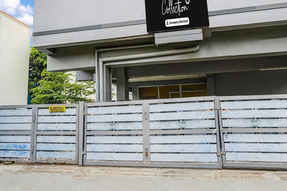 Entrance / Reception