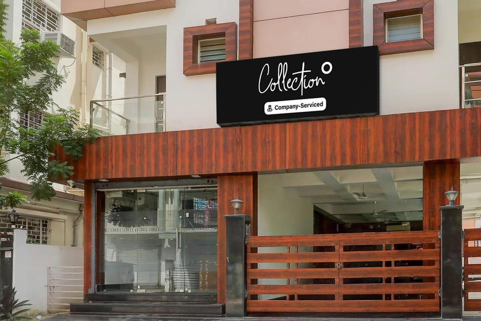 Entrance / Reception