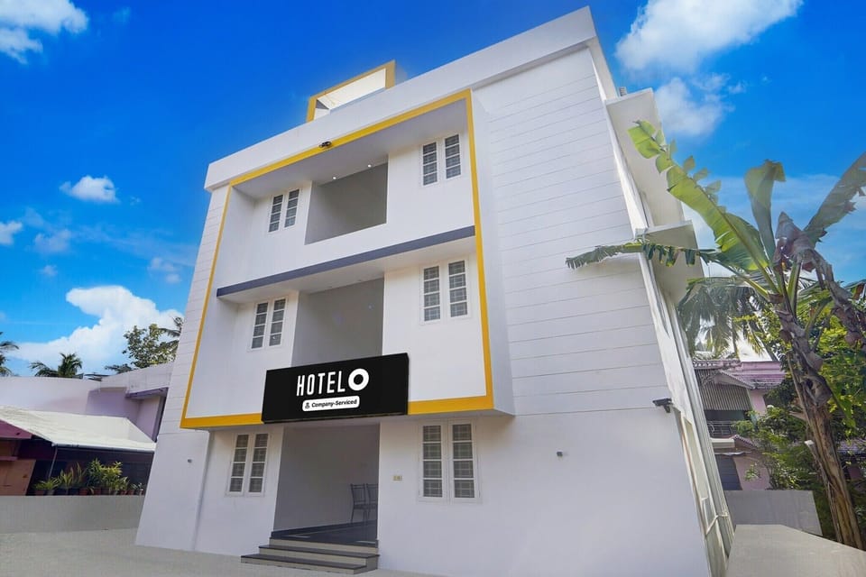 Holiday Home Exterior [summer]